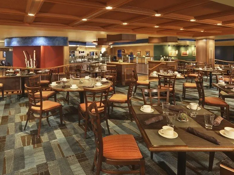The Westin Harbour Castle, Toronto Hotel 4*,