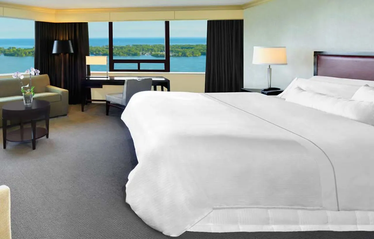 The Westin Harbour Castle, Toronto Hotel 4*,